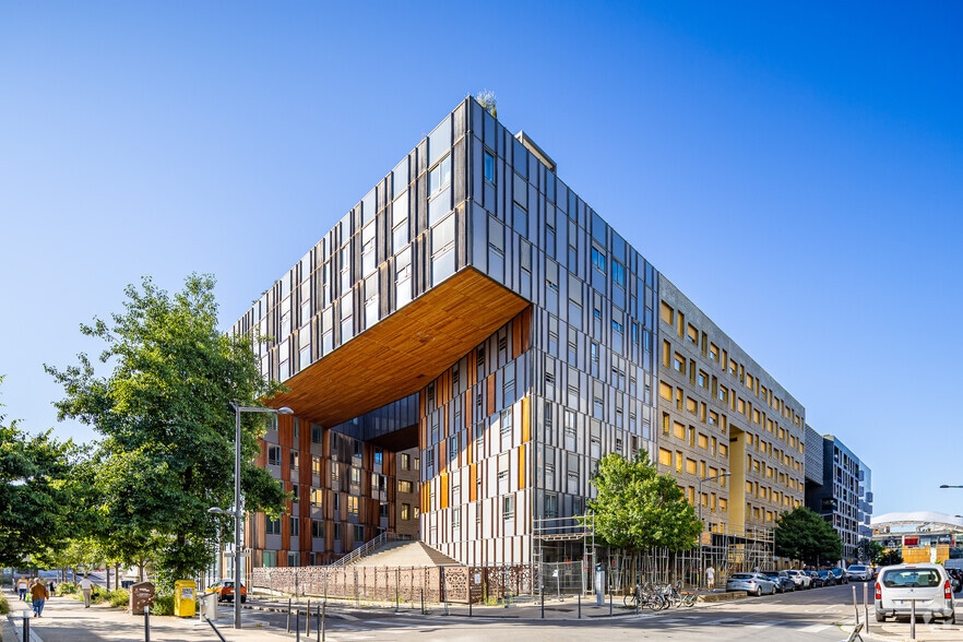 57 Rue Denuzière, Lyon for lease - Building Photo - Image 1 of 7