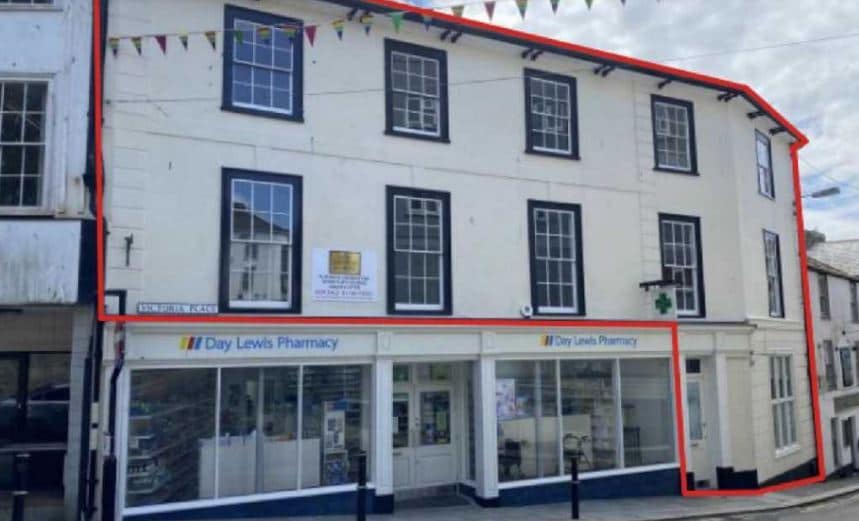 1-3 Victoria Pl, St Austell for sale - Primary Photo - Image 1 of 33