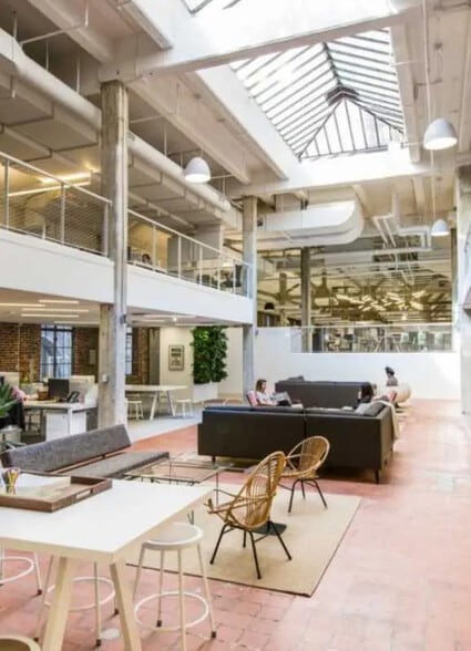 Office in Lyon for sale - Interior Photo - Image 1 of 10