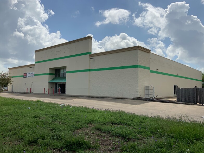 5400 Fm 1640 Rd, Richmond, TX for lease - Building Photo - Image 1 of 27