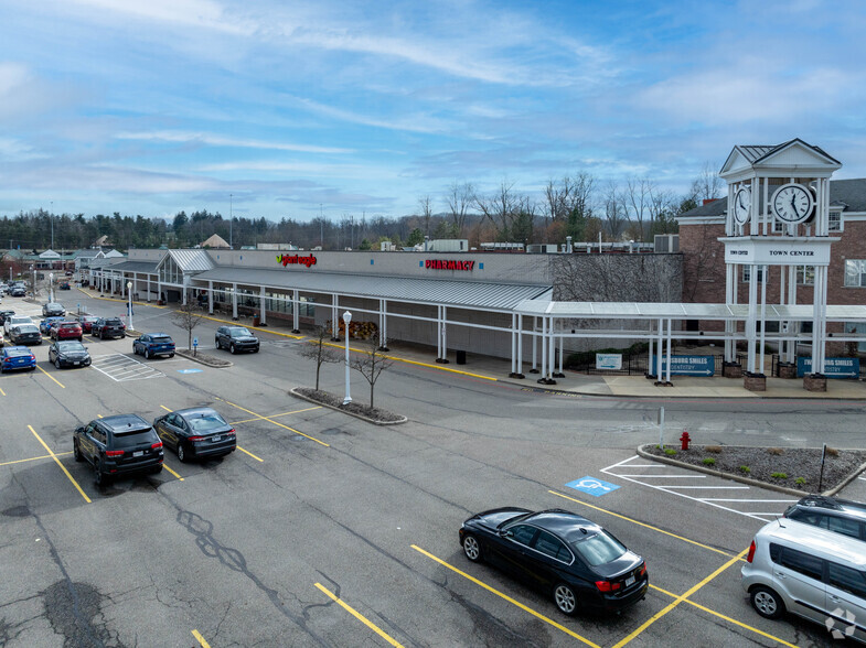 8922-8960 Darrow Rd, Twinsburg, OH for sale - Primary Photo - Image 1 of 1