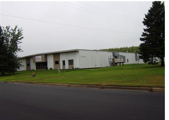 3127 14th Ave E, Hibbing, MN for sale - Primary Photo - Image 1 of 1