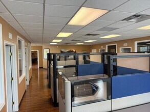 5215 Militia Hill Rd, Plymouth Meeting, PA for lease Interior Photo- Image 1 of 5