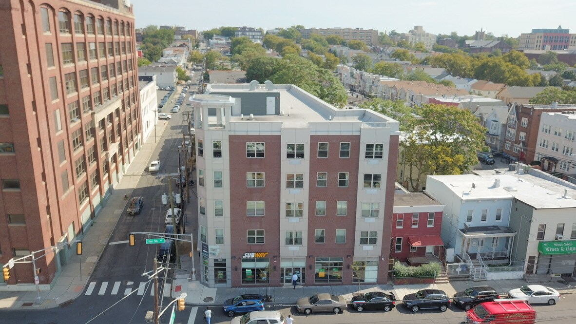 366 W Side Ave, Jersey City, NJ 07305