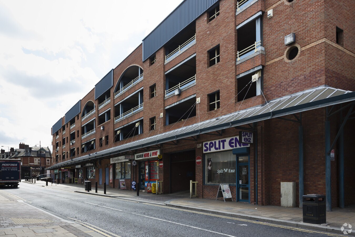 5668 Wellgate, Rotherham, SYK S60 2LR