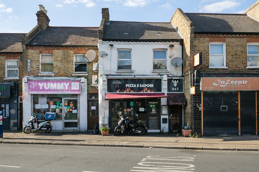 843 Garratt Ln, London for sale - Building Photo - Image 1 of 1