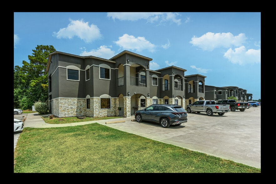 20550 Townsen Blvd, Humble, TX for lease - Primary Photo - Image 1 of 8