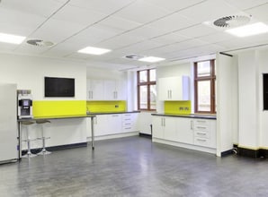 Stomp Rd, Burnham for lease Interior Photo- Image 2 of 3