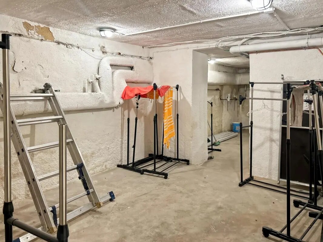 62 Boulevard Jean Jaurès, Boulogne-Billancourt for lease Interior Photo- Image 1 of 2