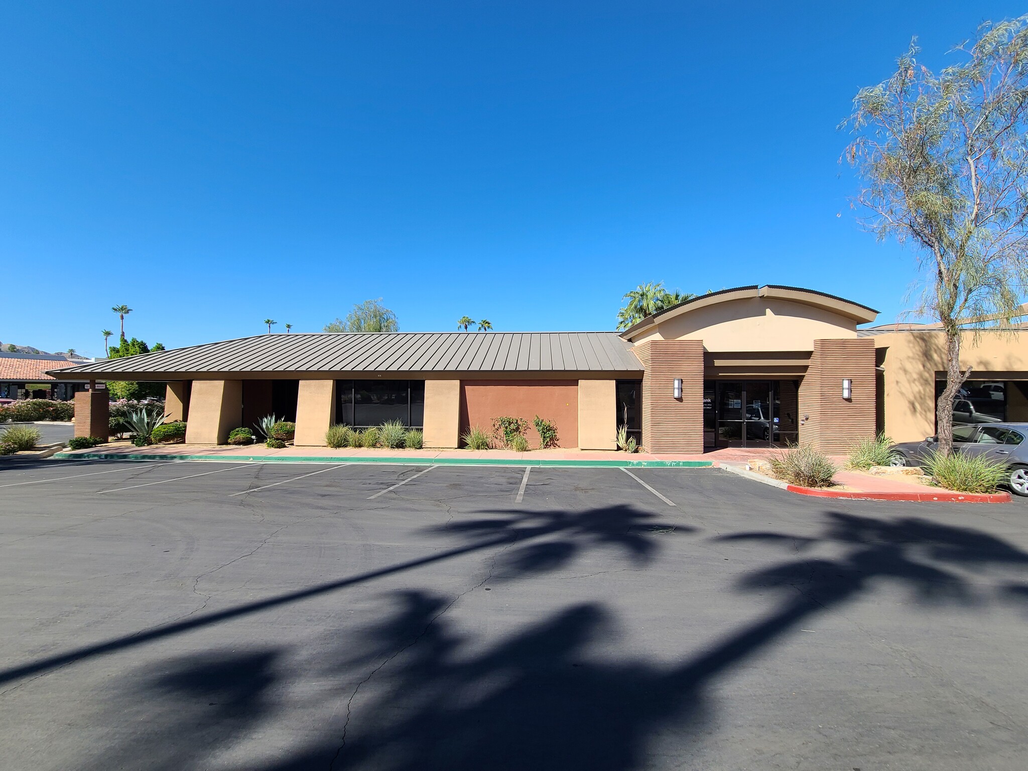 72-750-72-760 El Paseo, Palm Desert, CA for lease Building Photo- Image 1 of 4