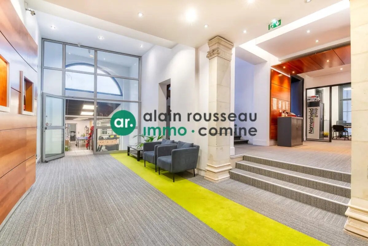 Office in Angers for lease Lobby- Image 1 of 9
