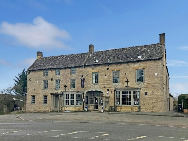 Fosse Way, Halford for sale - Primary Photo - Image 1 of 1