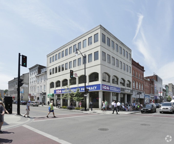 100 Princess St, Kingston, ON for lease - Primary Photo - Image 1 of 22
