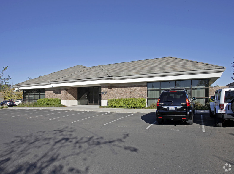 1111 Exposition Blvd, Sacramento, CA for lease - Primary Photo - Image 1 of 4