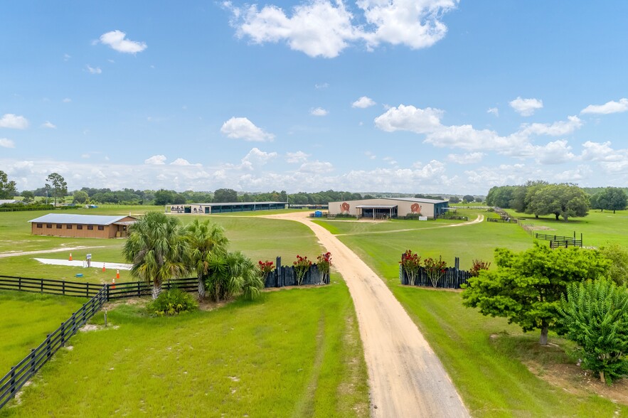 40812 Grays Airport Rd, Lady Lake, FL for sale - Building Photo - Image 3 of 19