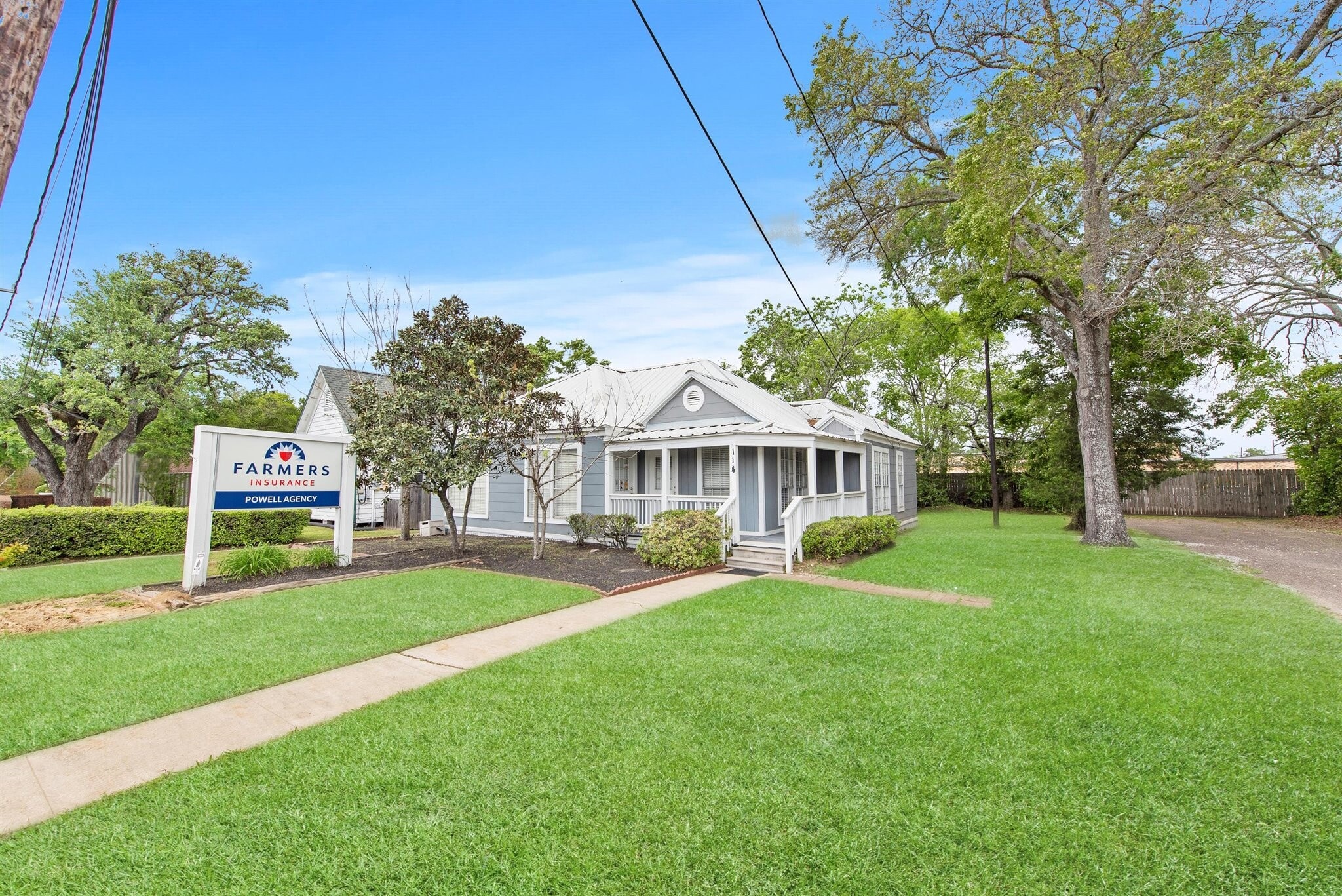 114 W Lewis St, Conroe, TX for sale Building Photo- Image 1 of 1