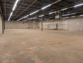 3469-3565 Riverdale, Memphis, TN for lease Building Photo- Image 1 of 2