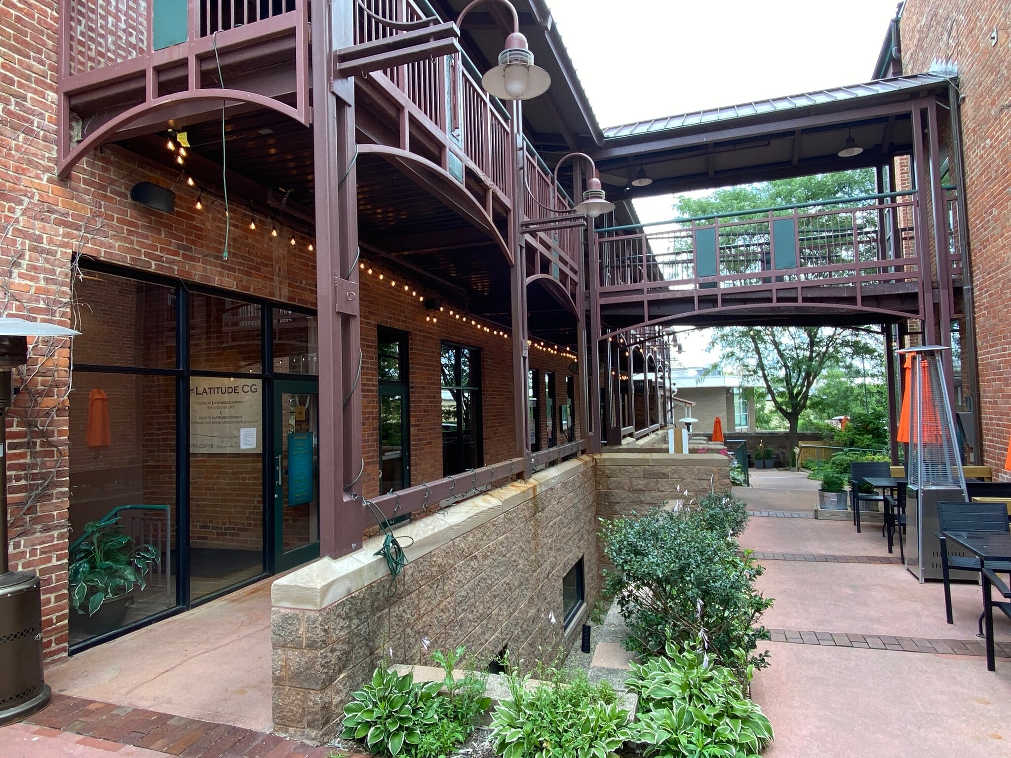 101 S Ann Arbor St, Saline, MI for lease Interior Photo- Image 1 of 4