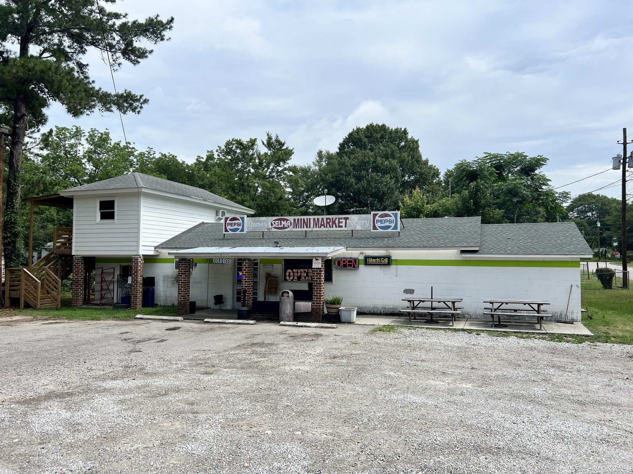 107 N Church St, Selma, NC for lease Primary Photo- Image 1 of 7