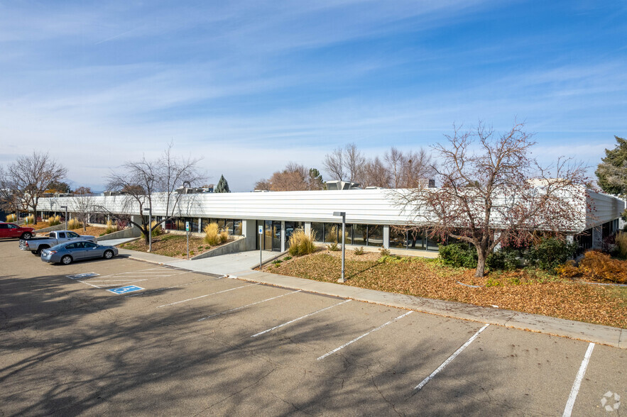 1551 S Sunset St, Longmont, CO for lease - Primary Photo - Image 1 of 6