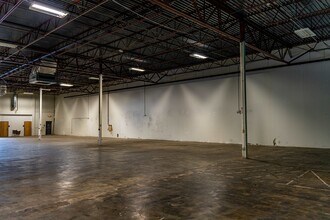 2800 S MacArthur Dr, Alexandria, LA for lease Building Photo- Image 2 of 4