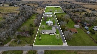 19645 Nordt Rd, Damon TX - Office Space