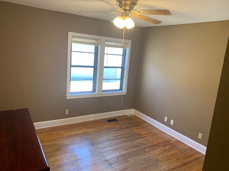 6433 Clay Palmerdale Rd, Pinson, AL 35126