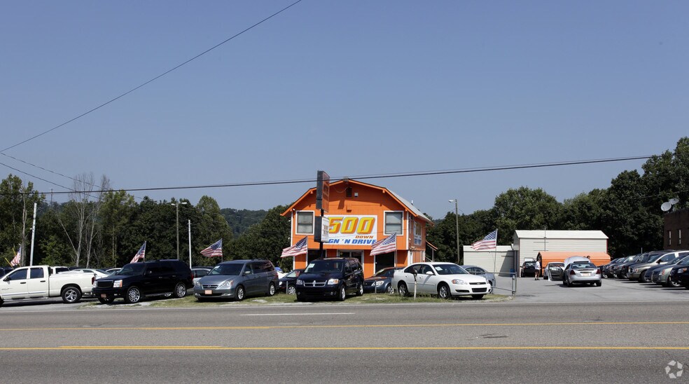 6420 Clinton Hwy, Knoxville, TN 37912