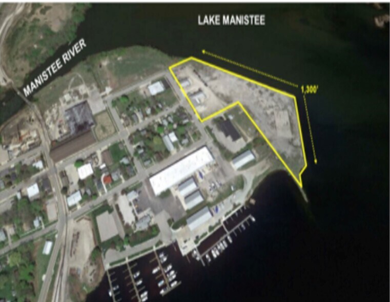 200 River St, Manistee, MI for sale - Primary Photo - Image 1 of 1