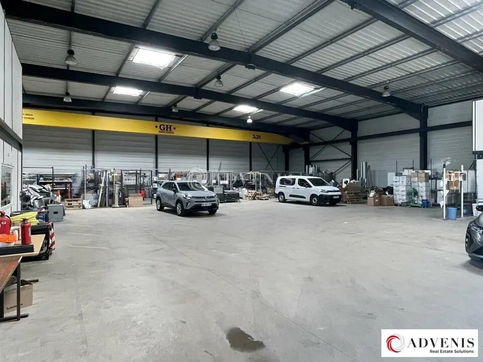 Flex in Eysines for lease Building Photo- Image 1 of 7
