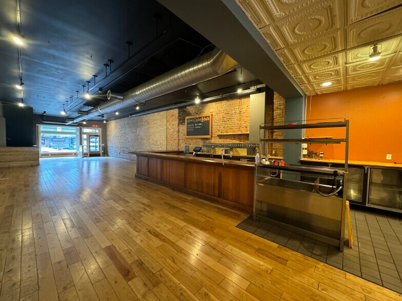 115-117 S Main St, Chelsea, MI for lease - Building Photo - Image 1 of 21