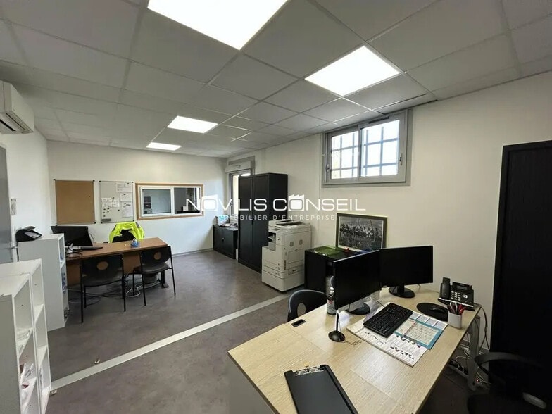 Office in Toulouse for lease - Interior Photo - Image 3 of 5