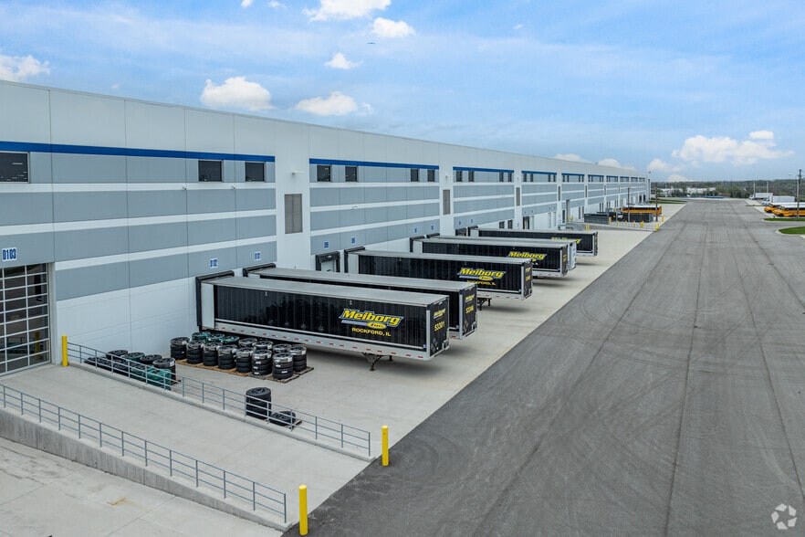 3835 Youngs Rd, Channahon, IL for sale - Building Photo - Image 3 of 10