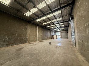 18 Loop Rd, Werribee for lease Interior Photo- Image 2 of 6