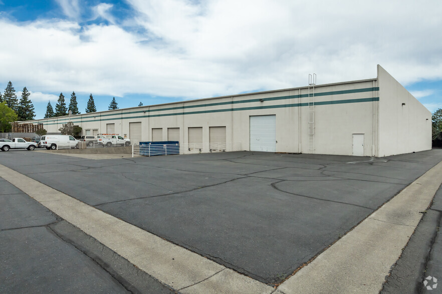 11391 Sunrise Gold Cir, Rancho Cordova, CA for lease - Building Photo - Image 3 of 6