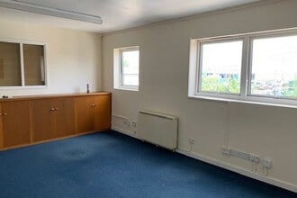 Plough Ln, Hereford for lease Interior Photo- Image 2 of 2