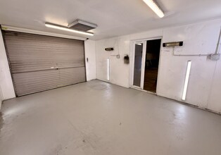 38 Fore St, Ivybridge for lease Interior Photo- Image 2 of 3