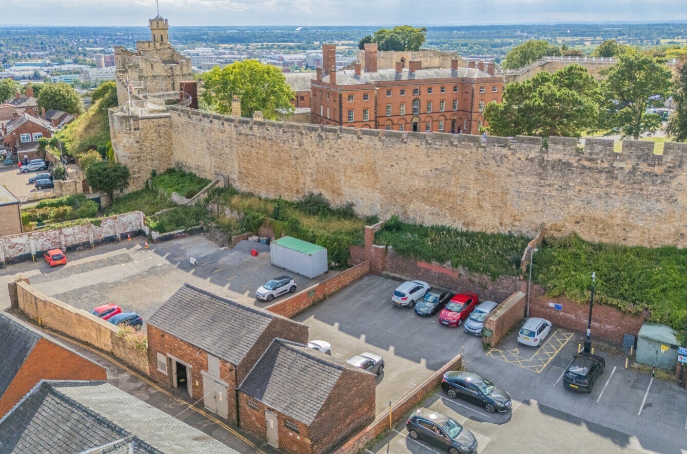 St. Pauls Ln, Lincoln for sale Primary Photo- Image 1 of 20
