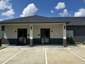 4224 Cypress Creek Pky, Houston, TX for lease Building Photo- Image 2 of 15