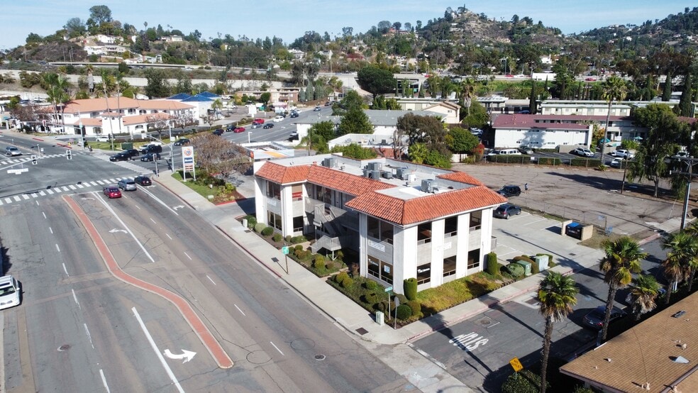 8893 La Mesa Blvd, La Mesa, CA for lease - Building Photo - Image 3 of 8