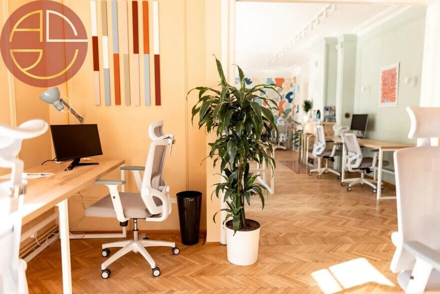 Office in Labège for lease - Interior Photo - Image 2 of 3