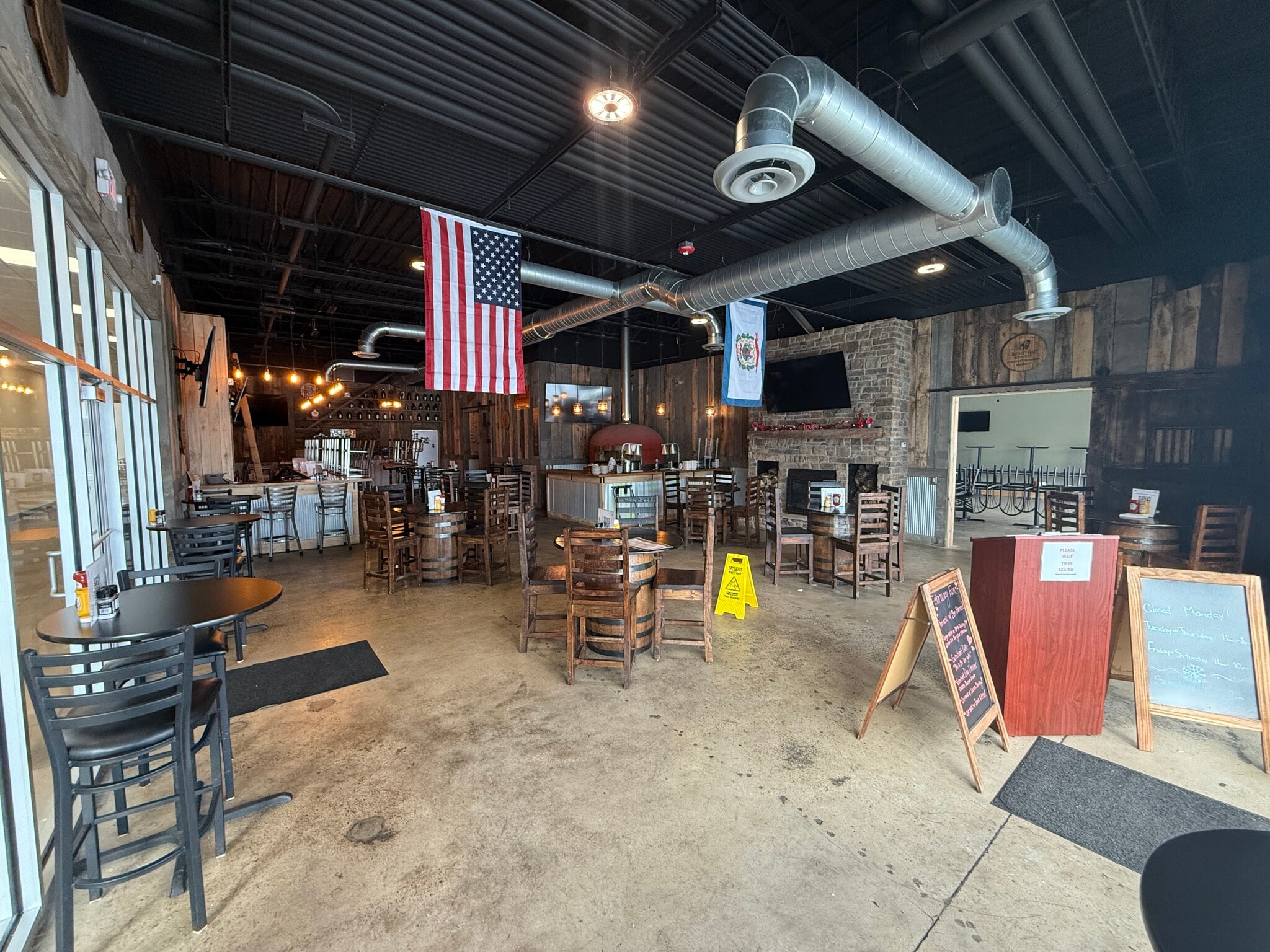 2600 Middletown Commons, White Hall, WV for lease Building Photo- Image 1 of 5