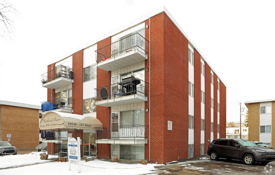 Multifamily in Edmonton, AB for sale - Primary Photo - Image 1 of 1