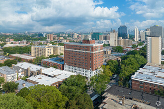 5496 S Hyde Park Blvd, Chicago, IL - aerial  map view