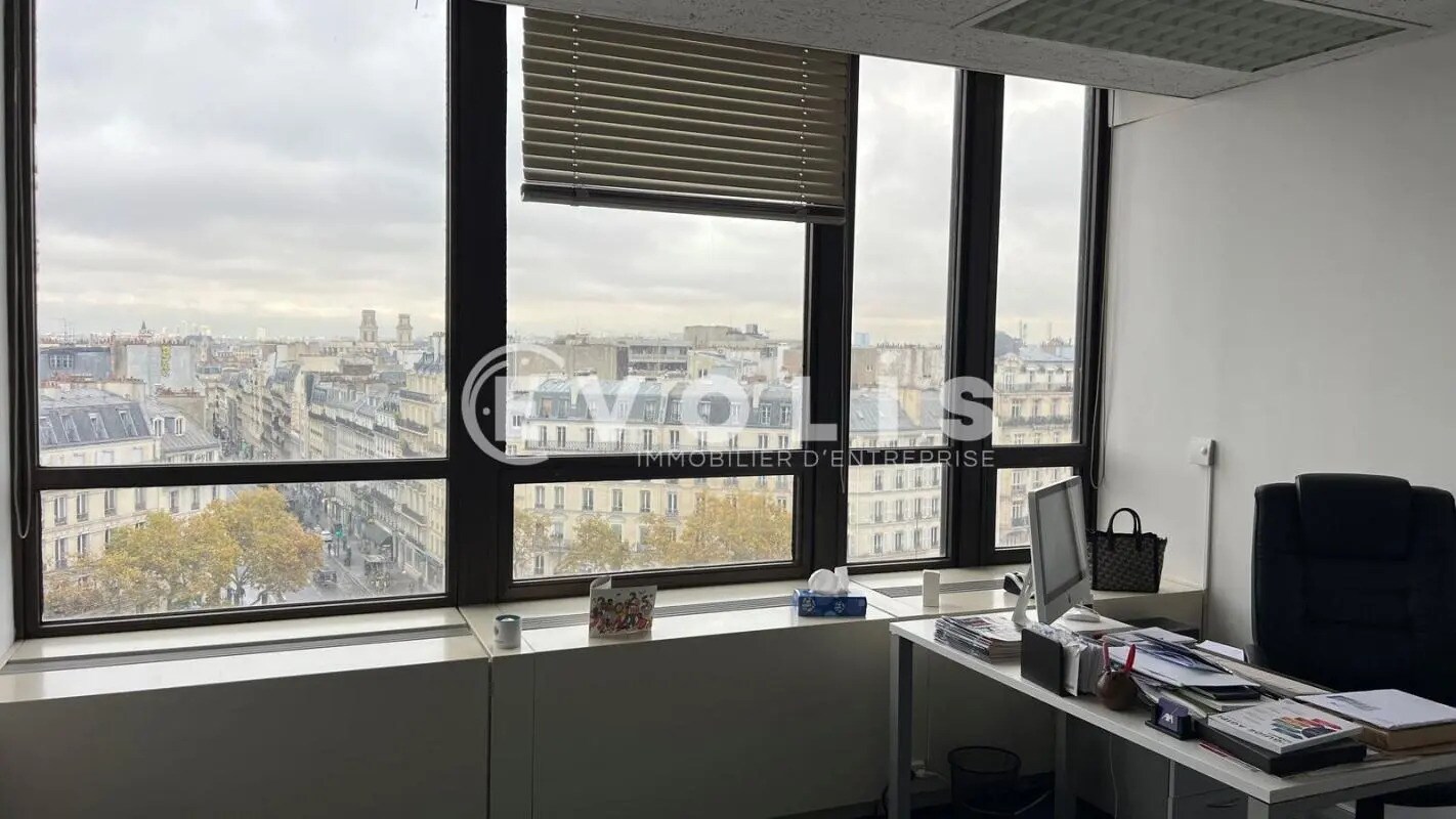 Office in Paris for sale Building Photo- Image 1 of 6