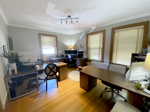 144 S 39th St, Omaha, NE for lease Interior Photo- Image 2 of 3