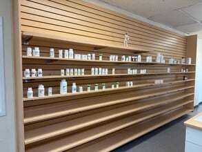 16430-16438 Vanowen St, Van Nuys, CA for lease Building Photo- Image 2 of 5