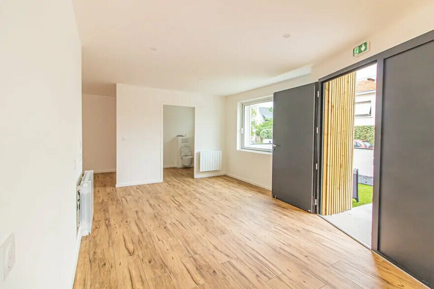 Retail in La Baule-Escoublac for lease - Interior Photo - Image 2 of 8