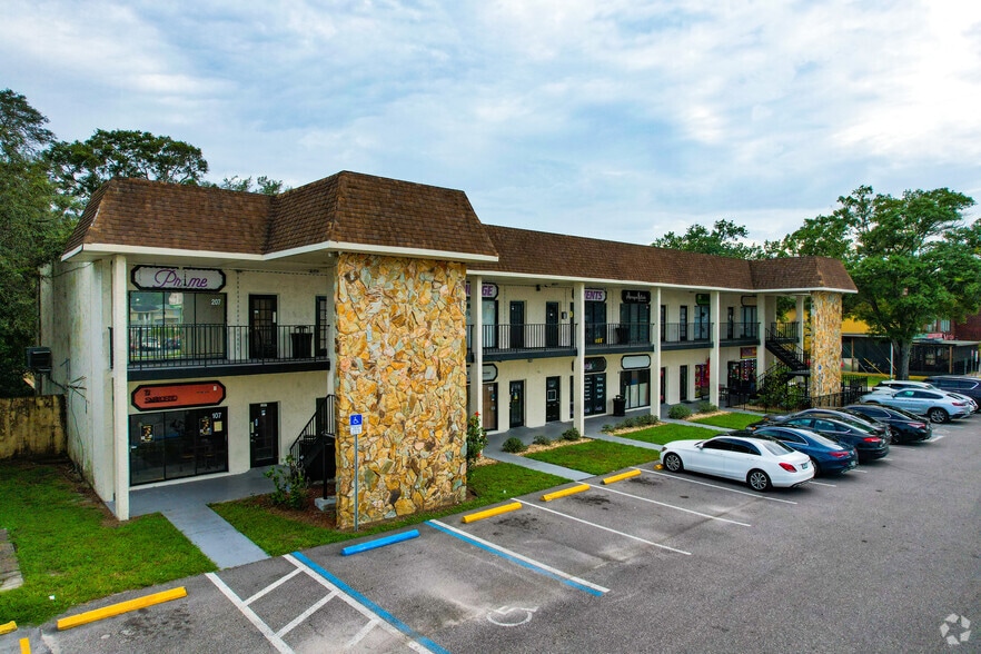 4819 E Busch Blvd, Tampa, FL 33617