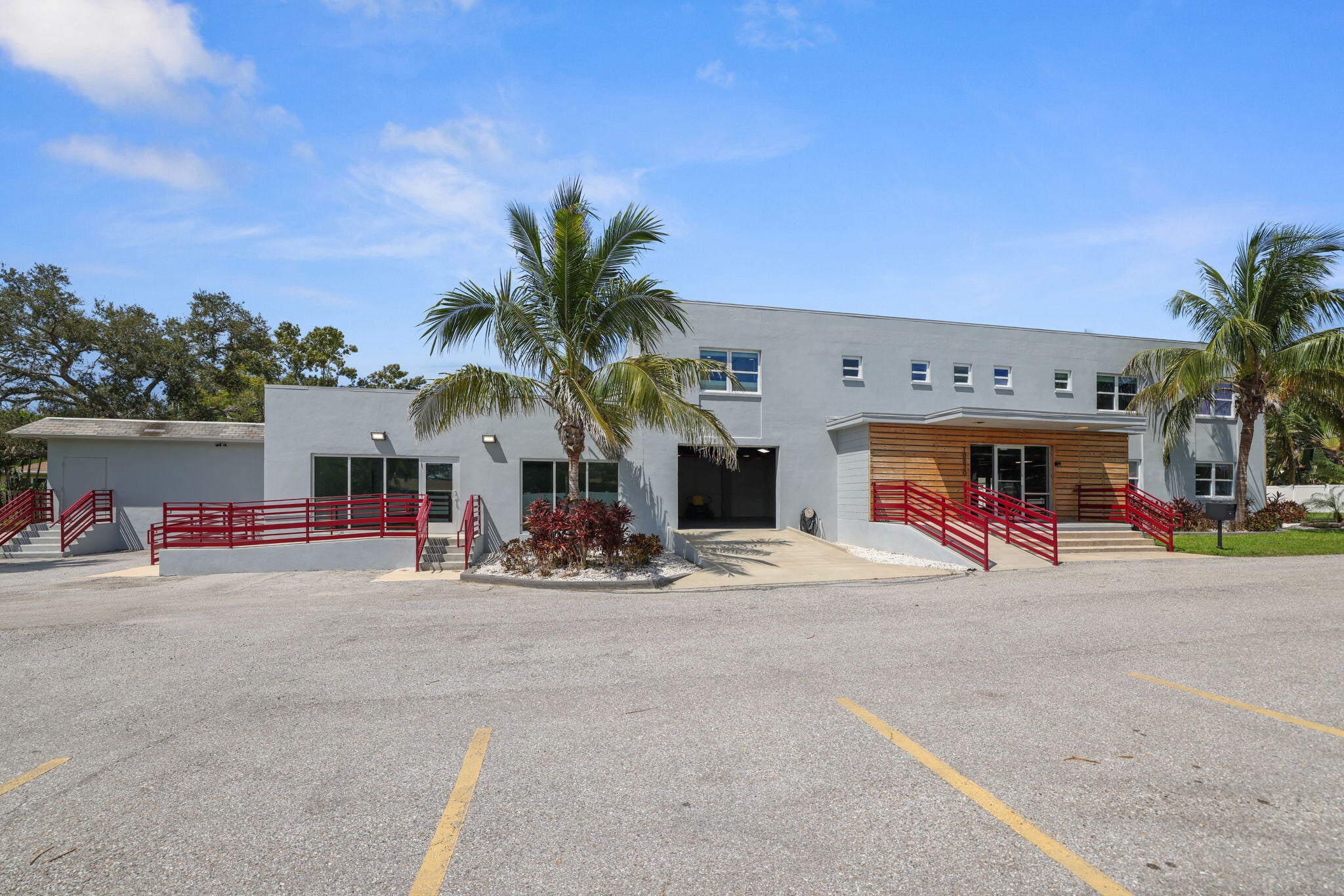 10830 Navajo Dr, Saint Petersburg, FL for sale Building Photo- Image 1 of 127